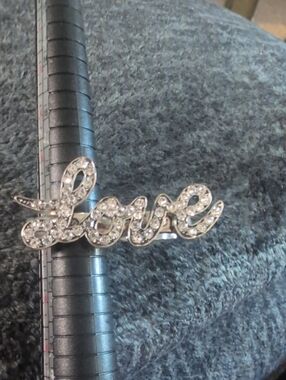 XL Knuckle Rhinestone 'Love' Script Ring - Silver Tone